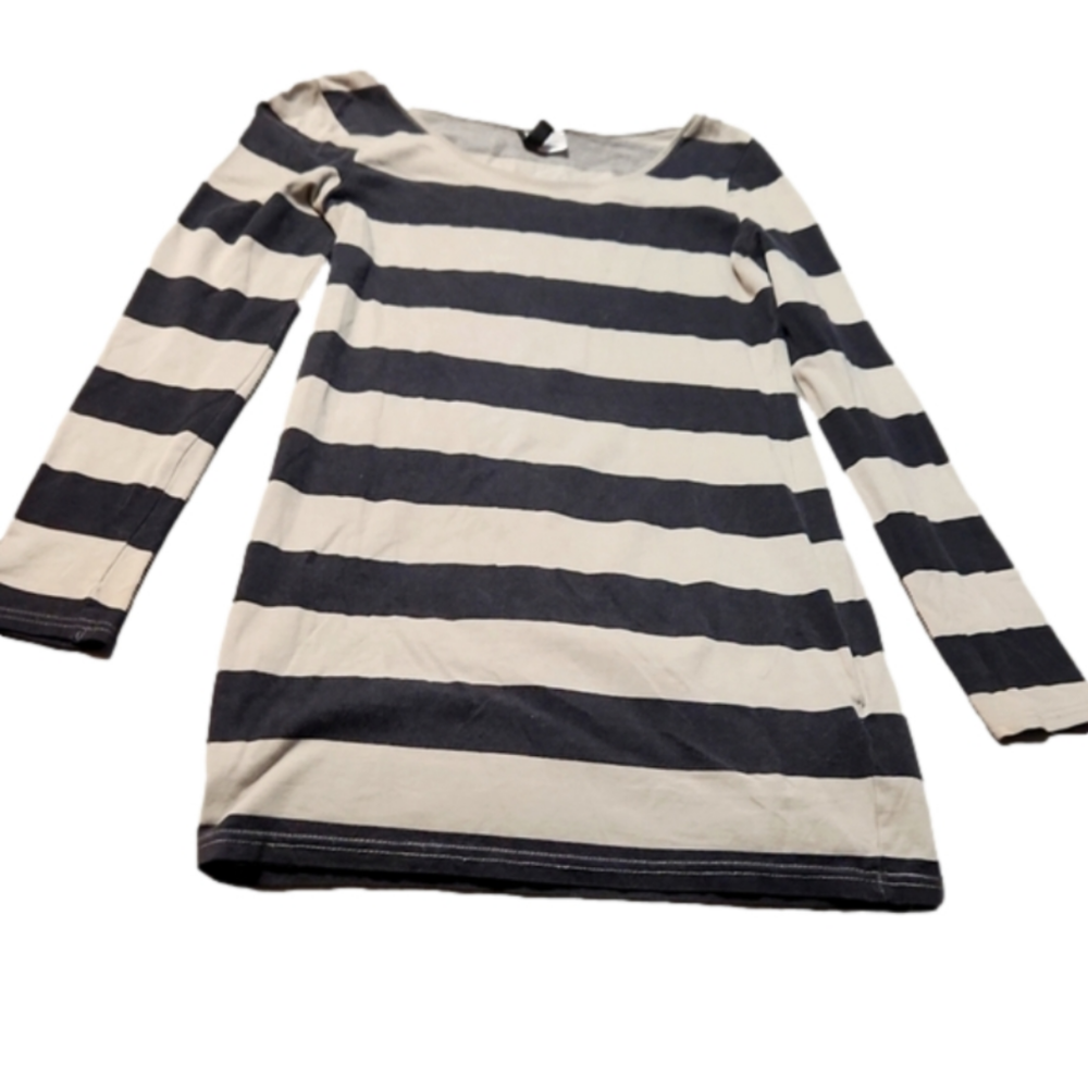 Divided by H&M long sleeve top sz. 4